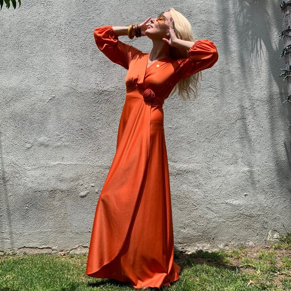 Beautiful Vintage 1970's Maxi Dress Sz Sm in Peach